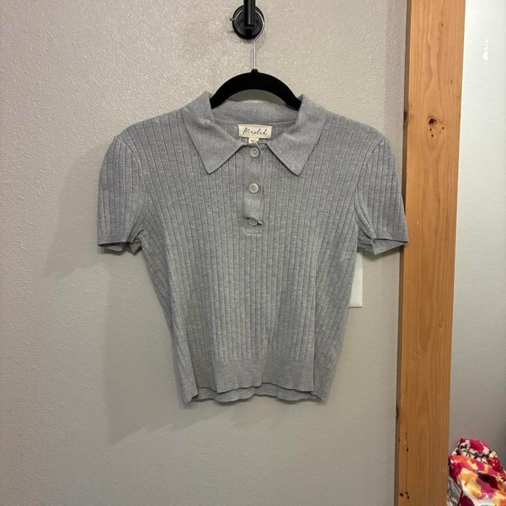 Marled Grey collared ribbed knit crop top w/ collar and 3/4 button Sz XS